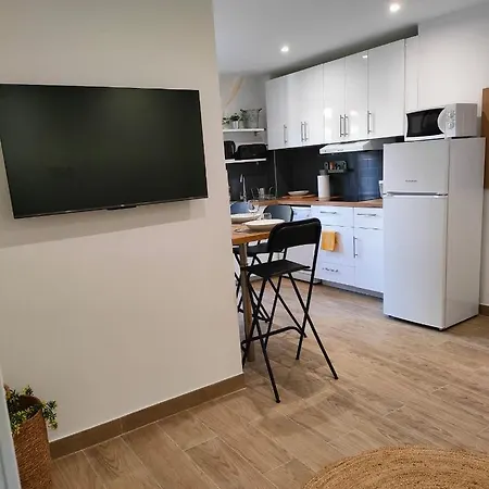 Centre, 3 Chambres, 2 Salles De Bain, Clim, Terrasse, Wifi Appartamento Antibes