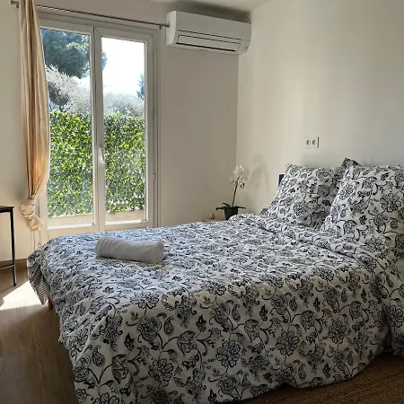 Centre, 3 Chambres, 2 Salles De Bain, Clim, Terrasse, Wifi * Antibes